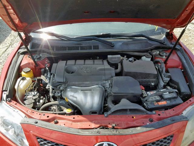 4T1BF3EK4BU677482 - 2011 TOYOTA CAMRY BASE RED photo 7