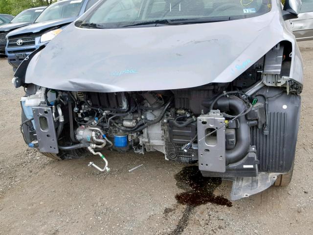 KMHD35LH2GU266903 - 2016 HYUNDAI ELANTRA GT SILVER photo 9