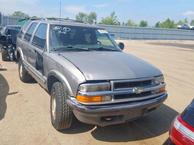 1GNDT13W3W2210191 - 1998 CHEVROLET BLAZER TAN photo 1