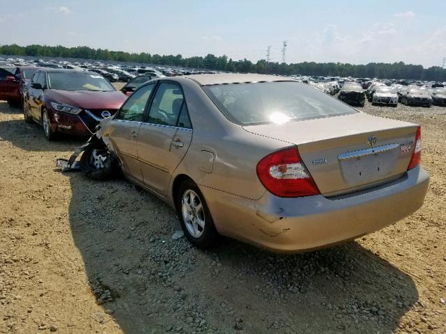 JTDBE32K330179889 - 2003 TOYOTA CAMRY LE GOLD photo 3