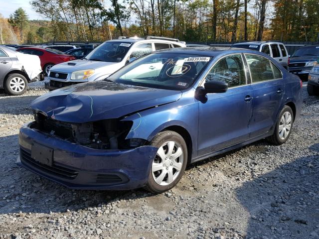 3VW2K7AJ0DM371887 - 2013 VOLKSWAGEN JETTA BASE BLUE photo 2