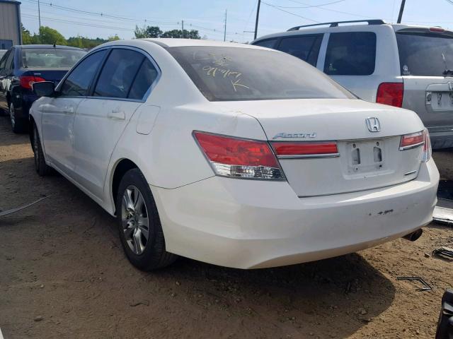 1HGCP2F62BA103953 - 2011 HONDA ACCORD WHITE photo 3