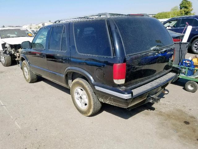 1GNDT13W2T2103726 - 1996 CHEVROLET BLAZER BLACK photo 3