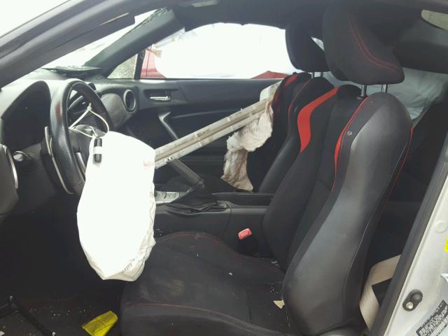 JF1ZNAA11D2732353 - 2013 TOYOTA SCION FR-S SILVER photo 5