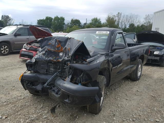 1B7FL26XX1S109850 - 2001 DODGE DAKOTA BLACK photo 2