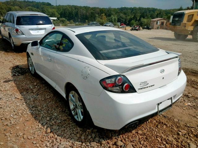 KMHHM66DX8U277923 - 2008 HYUNDAI TIBURON GS WHITE photo 3