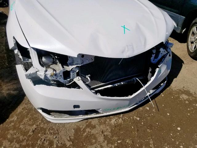 19UUB1F56FA025056 - 2015 ACURA TLX TECH WHITE photo 9