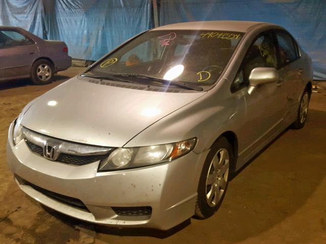 2HGFA16509H348259 - 2009 HONDA CIVIC LX SILVER photo 2