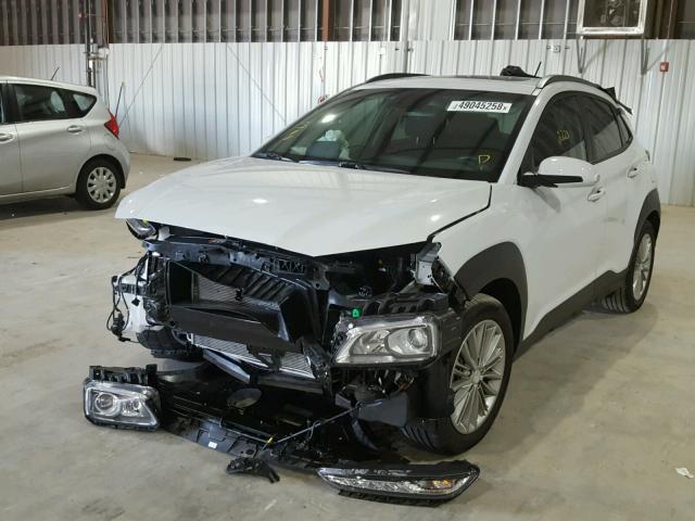 KM8K62AAXJU073327 - 2018 HYUNDAI KONA SEL WHITE photo 2