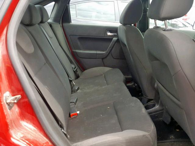 1FAHP36N69W137110 - 2009 FORD FOCUS SES RED photo 6