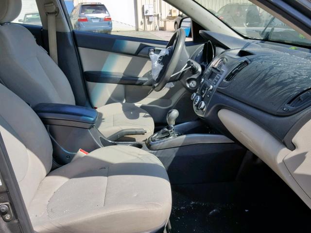 KNAFU4A27D5686307 - 2013 KIA FORTE EX BLUE photo 5