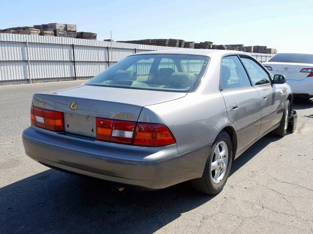 JT8BF28G7W0140509 - 1998 LEXUS ES 300 TWO TONE photo 4