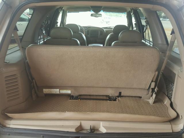 5LMRU27A3YLJ07889 - 2000 LINCOLN NAVIGATOR Күміс фото 9