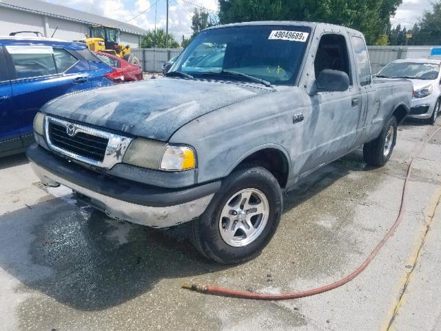 4F4YR16U0WTM41618 - 1998 MAZDA B3000 CAB GRAY photo 2