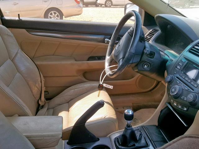 1HGCM81694A005363 - 2004 HONDA ACCORD EX WHITE photo 5