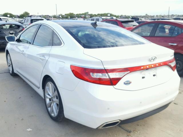 KMHFH4JG0GA529678 - 2016 HYUNDAI AZERA LIMI WHITE photo 3