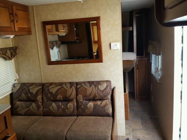 5ZT2CALB8CA013238 - 2012 CCHM COACHMAN WHITE photo 5