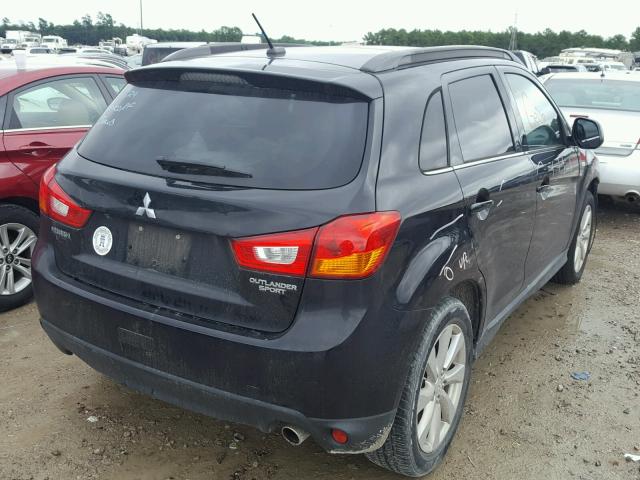 4A4AP4AU9FE026707 - 2015 MITSUBISHI OUTLANDER BLACK photo 4