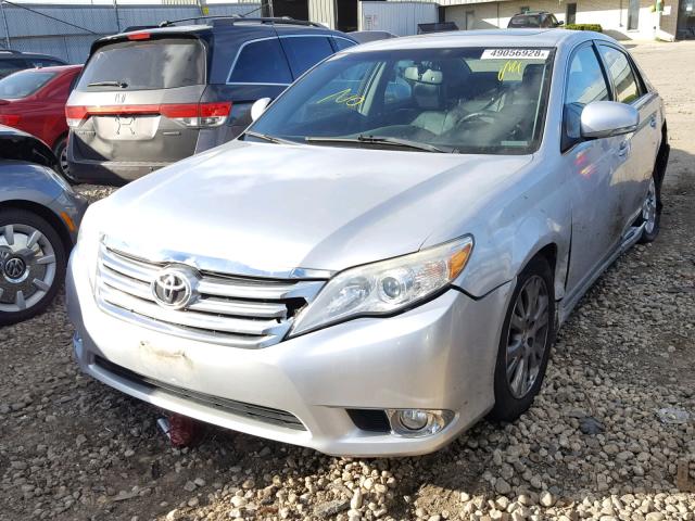 4T1BK3DB5CU451238 - 2012 TOYOTA AVALON BAS Argent photo 2