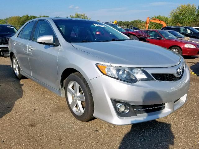 4T1BF1FK2CU097135 - 2012 TOYOTA CAMRY BASE SILVER photo 1