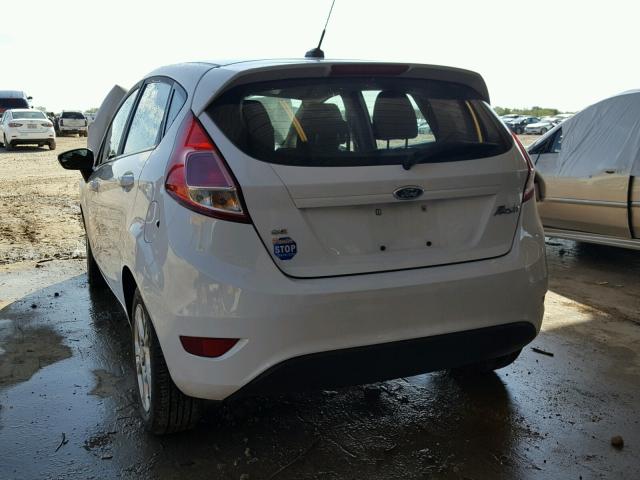 3FADP4EJ1FM167730 - 2015 FORD FIESTA SE WHITE photo 3