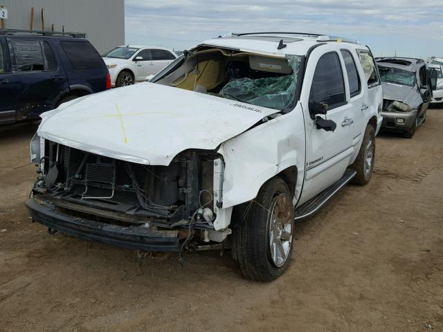 1GKFK63827J207443 - 2007 GMC YUKON DENA WHITE photo 2