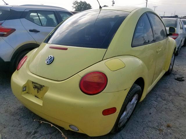 3VWCA21C7YM475150 - 2000 VOLKSWAGEN NEW BEETLE 黄色 照片 4