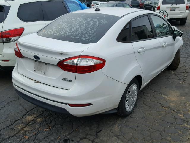 3FADP4AJ3FM115070 - 2015 FORD FIESTA S WHITE photo 4