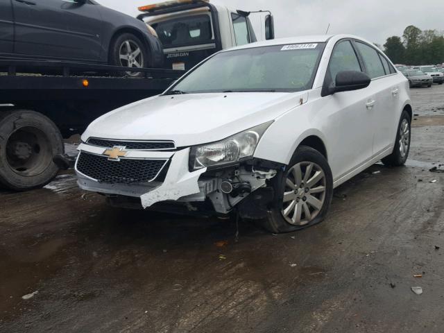 1G1PD5SH0B7188590 - 2011 CHEVROLET CRUZE LS WHITE photo 2