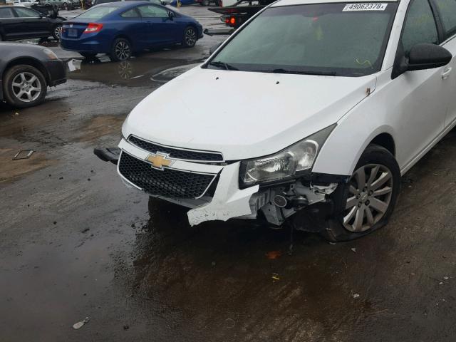 1G1PD5SH0B7188590 - 2011 CHEVROLET CRUZE LS WHITE photo 9