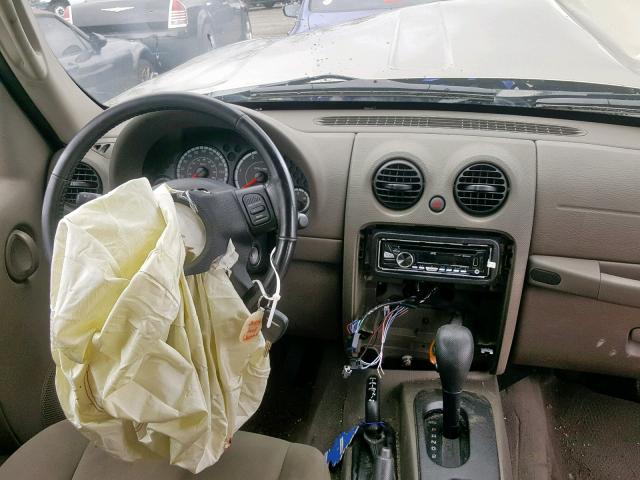 1J4GL48585W698126 - 2005 JEEP LIBERTY SP TAN photo 9