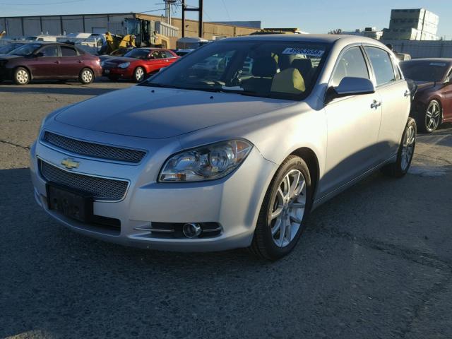 1G1ZE5E18BF298507 - 2011 CHEVROLET MALIBU LTZ SILVER photo 2