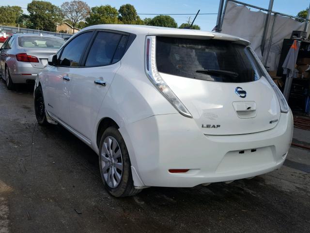 1N4AZ0CP6FC313117 - 2015 NISSAN LEAF S WHITE photo 3