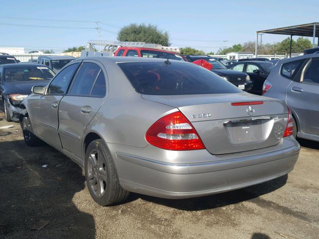 WDBUF56J16A942928 - 2006 MERCEDES-BENZ E 350 GRAY photo 3