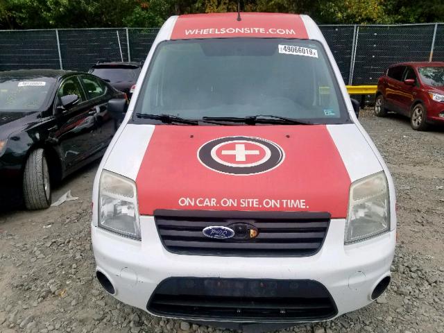 NM0LS7DN0BT048408 - 2011 FORD TRANSIT CO WHITE photo 9