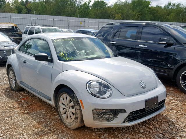 3VWF17AT5HM621099 - 2017 VOLKSWAGEN BEETLE 1.8 GRAY photo 1