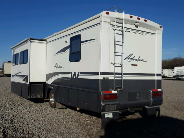 5B4LP37J3Y3318137 - 2000 WINNEBAGO ADVENTURER TWO TONE photo 3