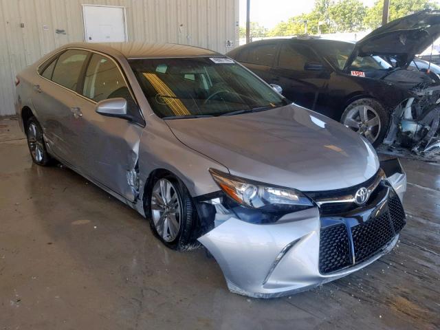 4T1BF1FK9HU380865 - 2017 TOYOTA CAMRY LE SILVER photo 1