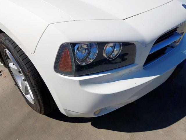 2B3CA3CV8AH207950 - 2010 DODGE CHARGER SX WHITE photo 9