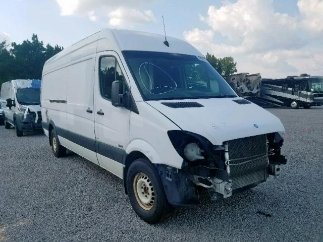 WD3PE8CB7B5561291 - 2011 MERCEDES-BENZ SPRINTER 2 WHITE photo 1