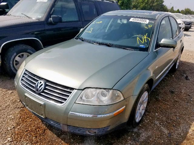 WVWPD63B72P349704 - 2002 VOLKSWAGEN PASSAT GLS GREEN photo 2