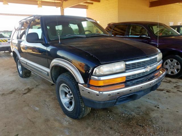 1GNCS13W0W2211796 - 1998 CHEVROLET BLAZER BLACK photo 1