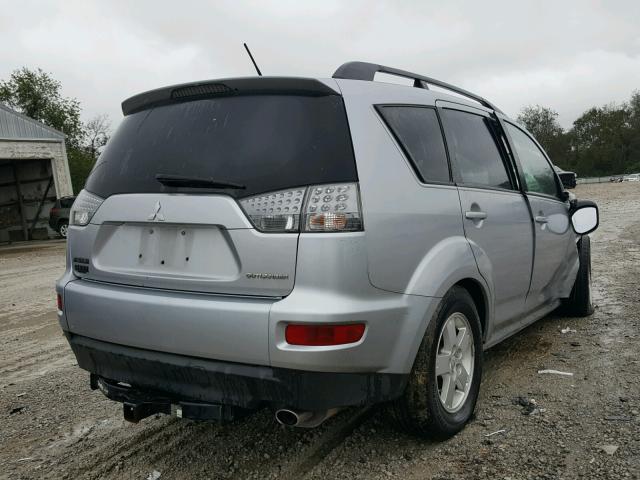 JA4AT2AW3AZ014511 - 2010 MITSUBISHI OUTLANDER SILVER photo 4