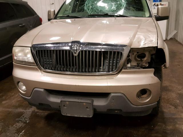 5LMEU88HX4ZJ41364 - 2004 LINCOLN AVIATOR 棕色 照片 9
