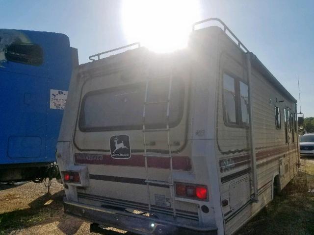 1GBJP37W3E3331144 - 1984 CHEVROLET P30 BEIGE photo 4