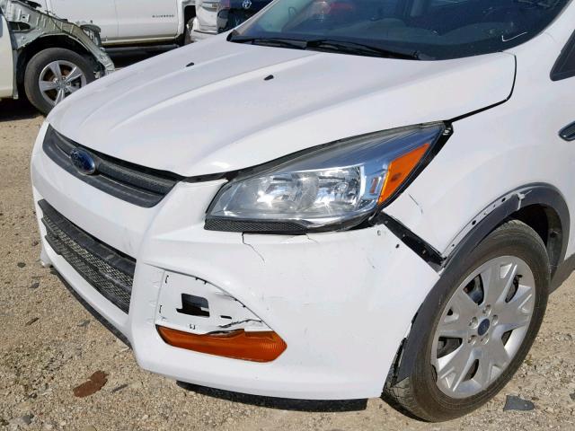 1FMCU0F74FUA40049 - 2015 FORD ESCAPE S WHITE photo 9