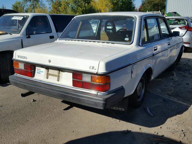 YV1AX8840F1094450 - 1985 VOLVO 244 DL WHITE photo 4