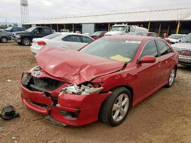 4T1BF3EK1AU071961 - 2010 TOYOTA CAMRY BASE RED photo 2