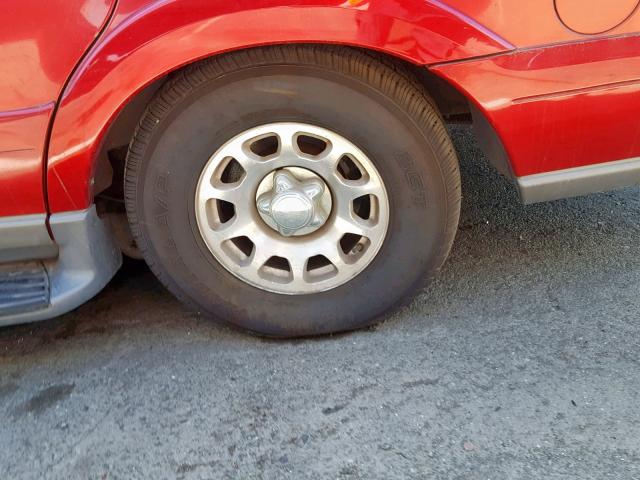 5LMFU28R72LJ01673 - 2002 LINCOLN NAVIGATOR წითელი ფოტო 9