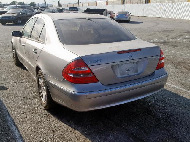 WDBUF65J45A616370 - 2005 MERCEDES-BENZ E 320 GRAY photo 3